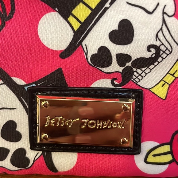 Betsy Johnson accessory bag - Picture 2 of 6